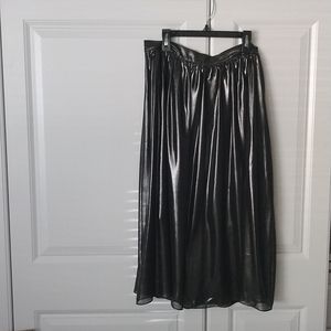 NWT Metallic Silver Soft flowing Skirt